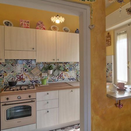 Villa Le Fate Dimora Di Charme Con Piscina Lazise Ngoại thất bức ảnh